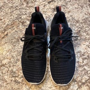 Under armour hovr shoes barely worn!!!